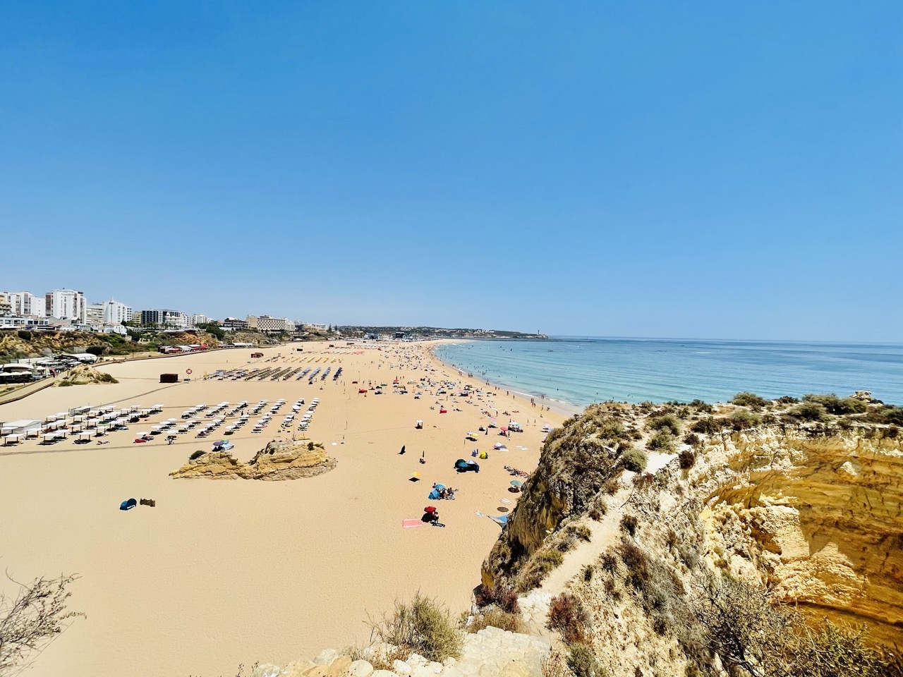 Praia da Rocha, Portimão : the place for the biggest parties & events in Algarve